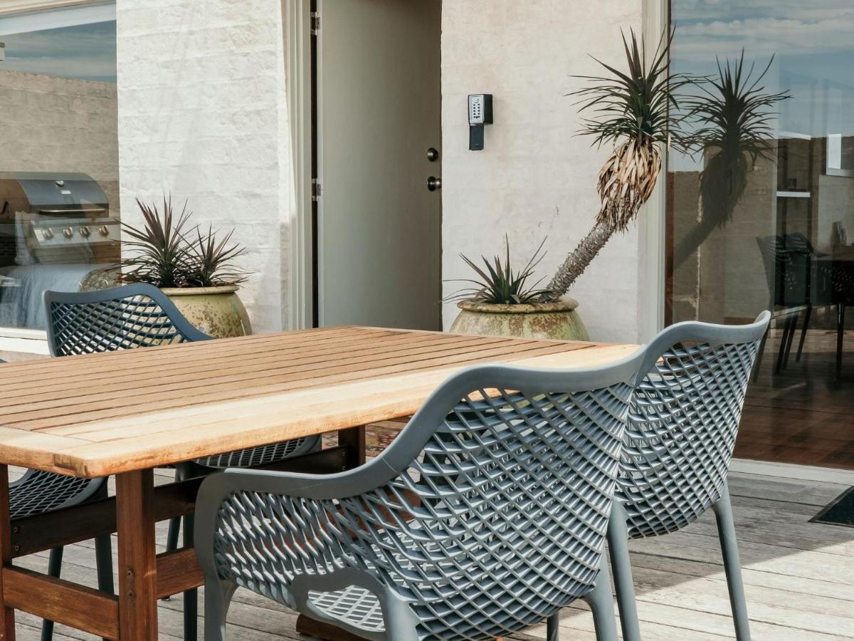 Hearns Beachside Villa 2 Port Fairy Exteriör bild