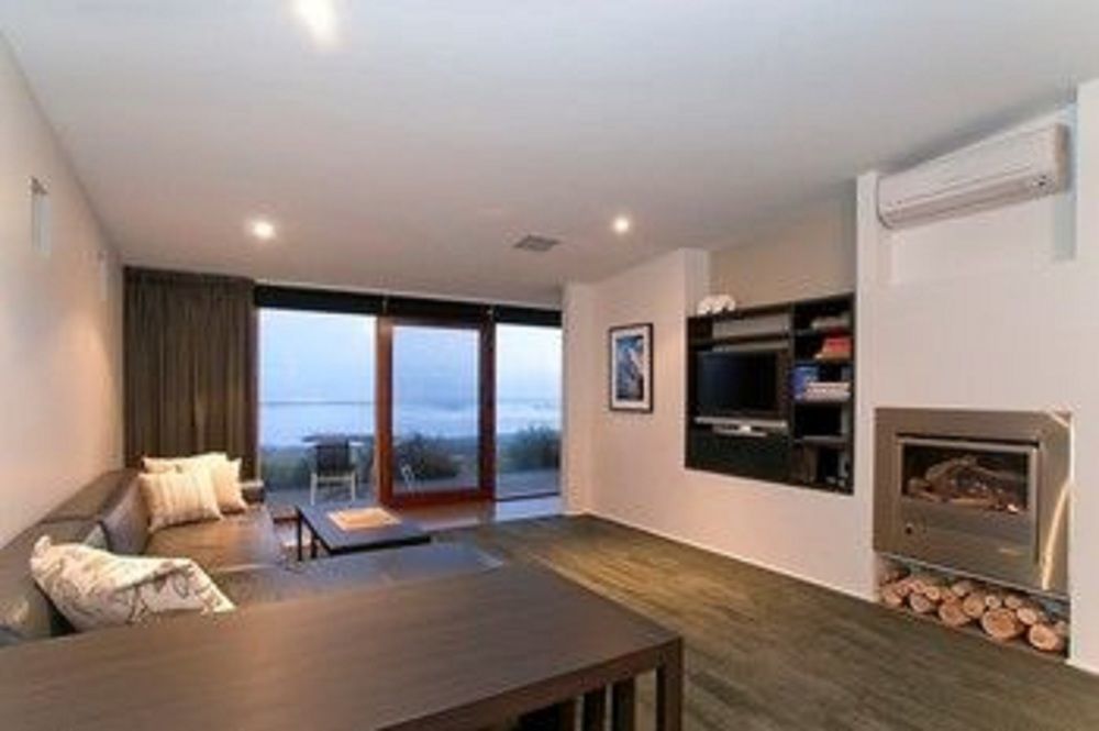 Hearns Beachside Villa 2 Port Fairy Exteriör bild