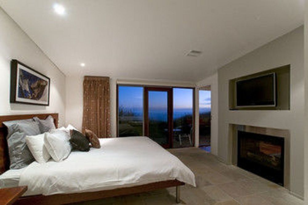 Hearns Beachside Villa 2 Port Fairy Exteriör bild