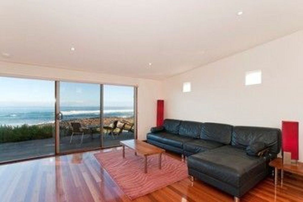 Hearns Beachside Villa 2 Port Fairy Exteriör bild