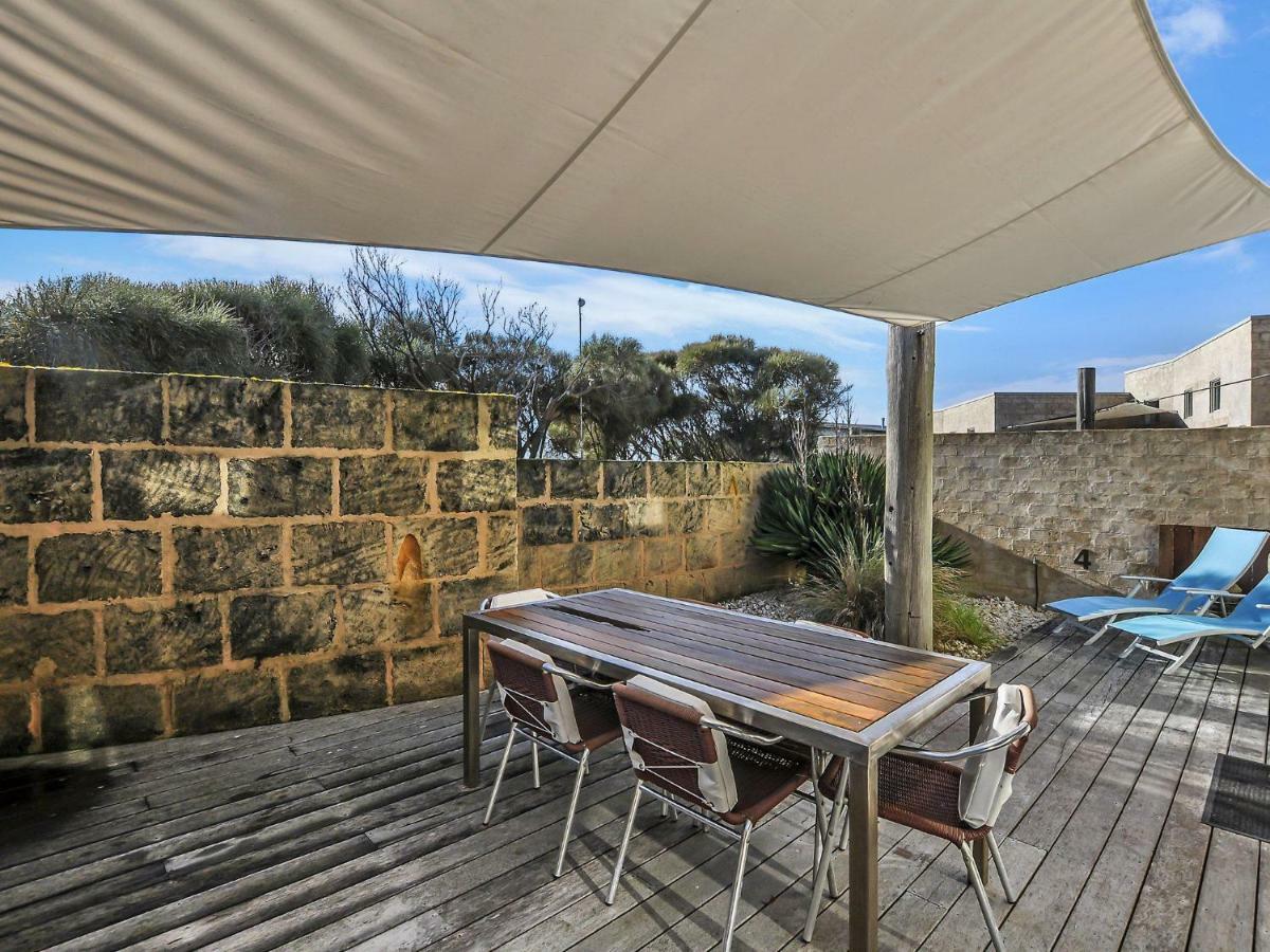 Hearns Beachside Villa 2 Port Fairy Exteriör bild