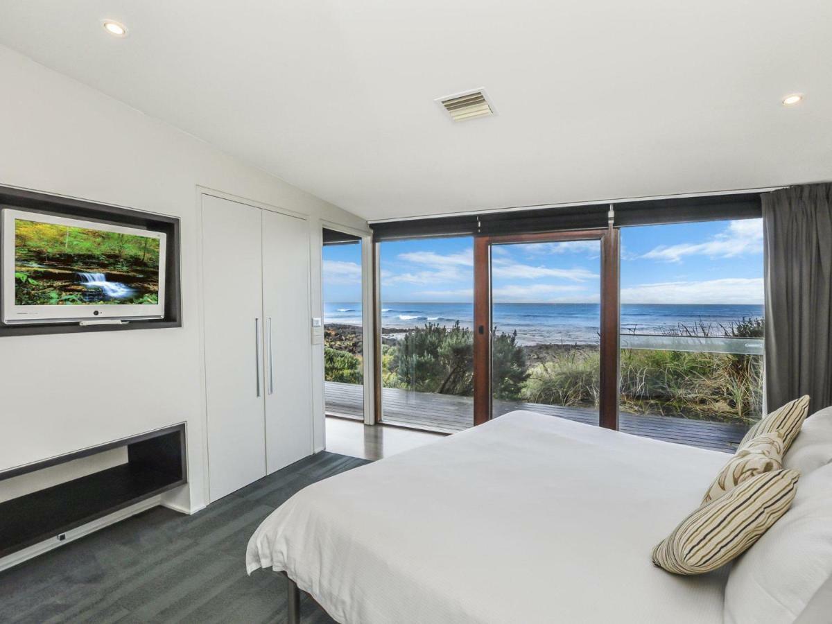 Hearns Beachside Villa 2 Port Fairy Exteriör bild
